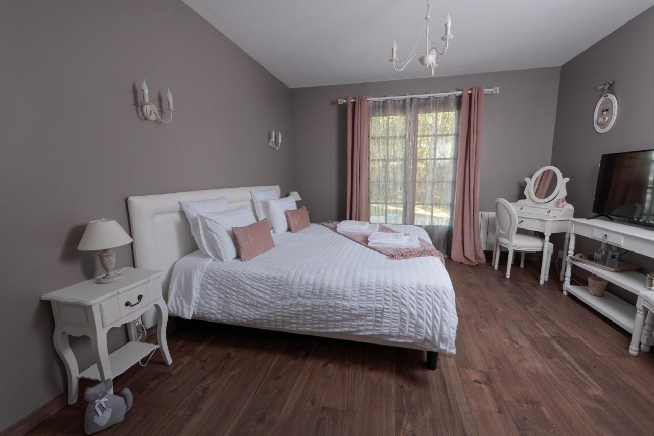 Le Clos Magedon Medan Ngoại thất bức ảnh